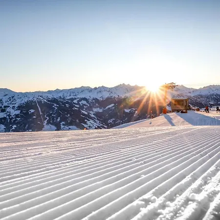 Haus Sonnenschein * 奇勒谷地哈特