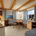 Haus Sonnenschein Apartament